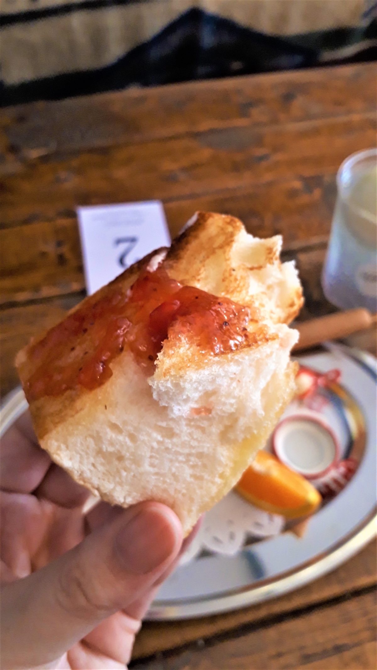 喫茶ちんどんのトースト