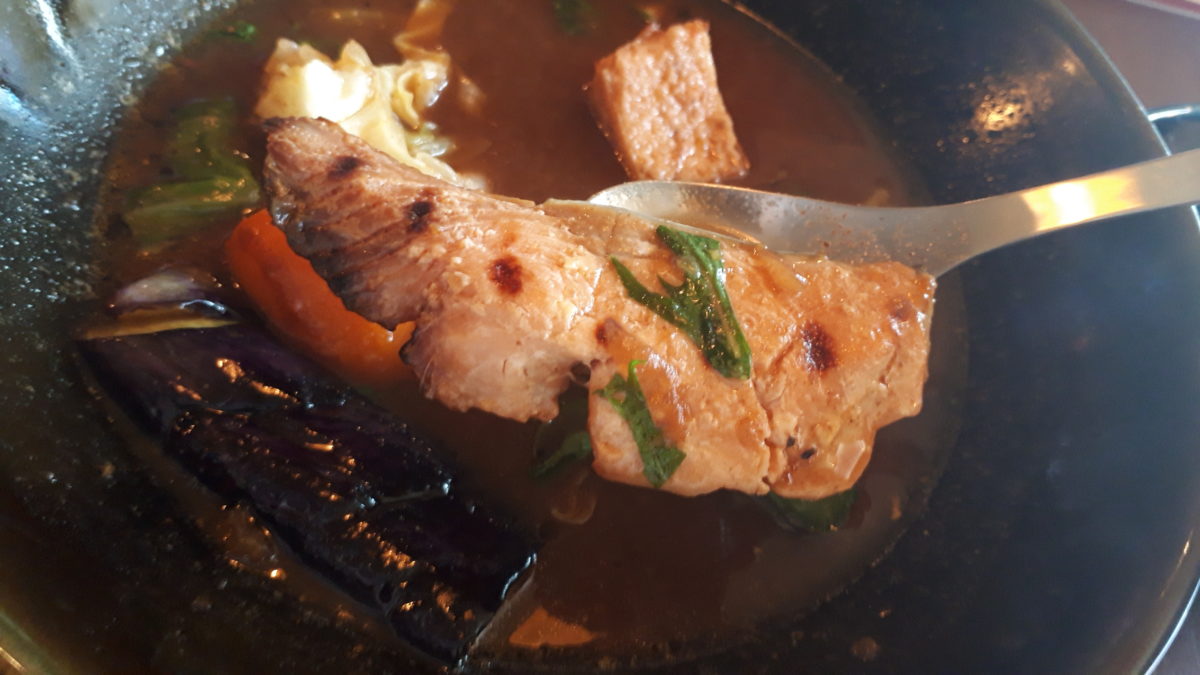 ネイビーズの季節の糝薯のスープカレーの具材2