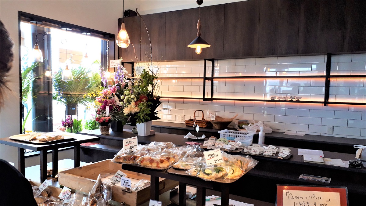 ベーカリーコネルの店内