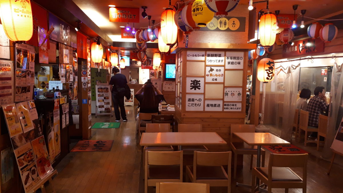 HUGイート内の雰囲気