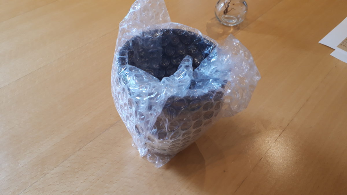 タピ土器のお持ち帰り用緩衝材と袋2