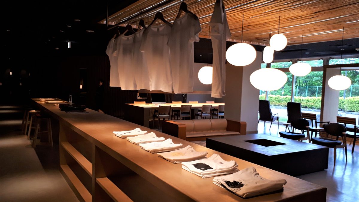 旅籠屋定山渓商店のデザインTシャツ2