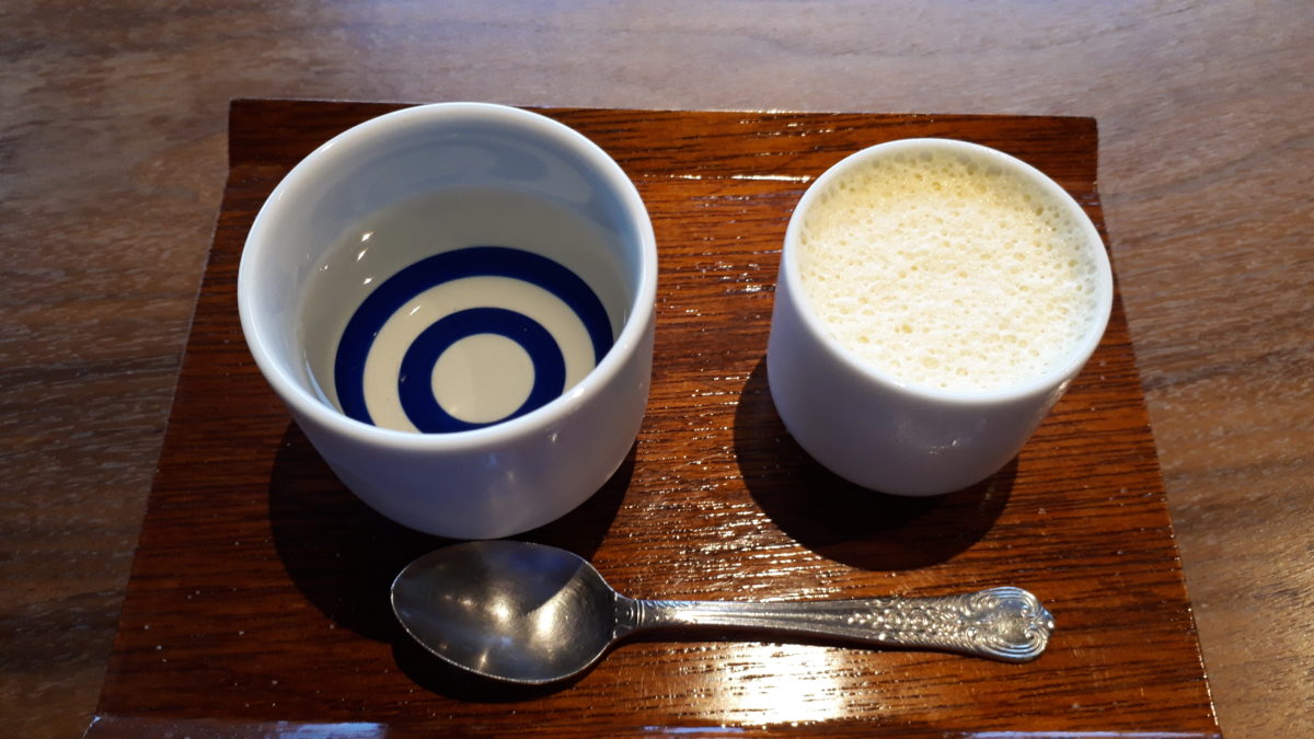 旅籠屋定山渓商店のウェルカムドリンクとスイーツ2