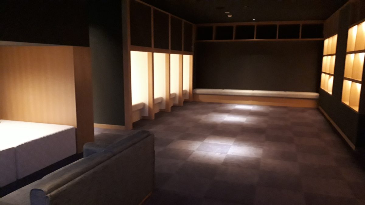 旅籠屋定山渓商店のSAKEラウンジ3