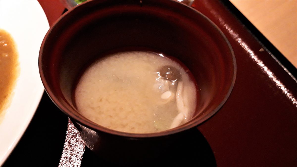 旅籠屋定山渓商店の朝食の味噌汁