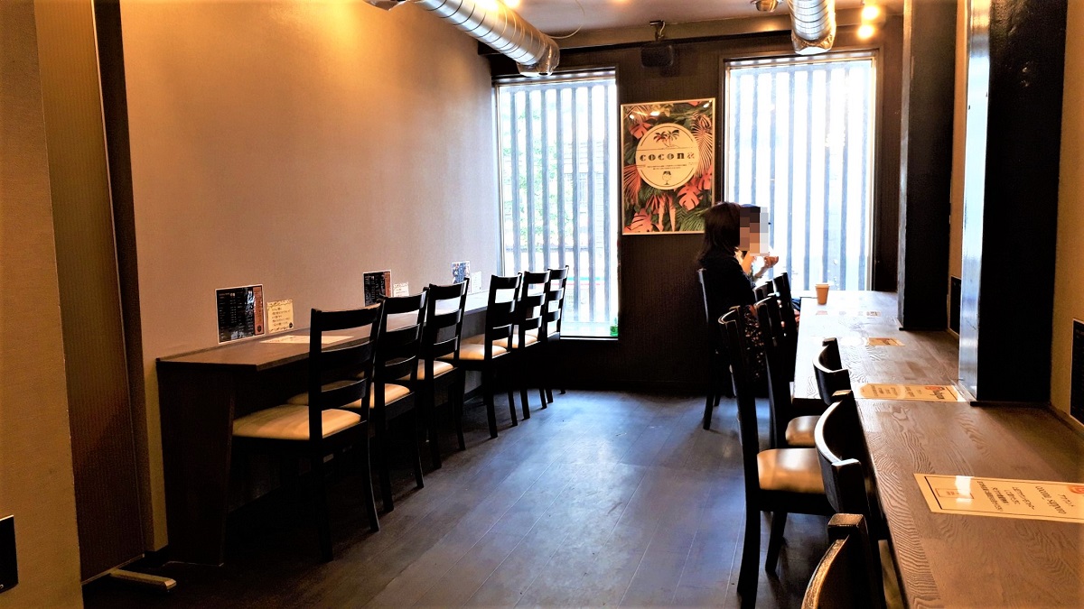 タピオカカフェココナ札幌の2階イートインスペース