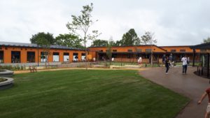 【ブランチ札幌月寒】駐車場広いです!ラーメン・パン屋・スタバなど店内はこんな感じ♪【月寒東】