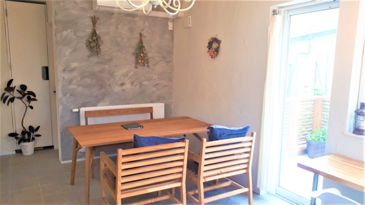 カフェシャエルのテーブル席