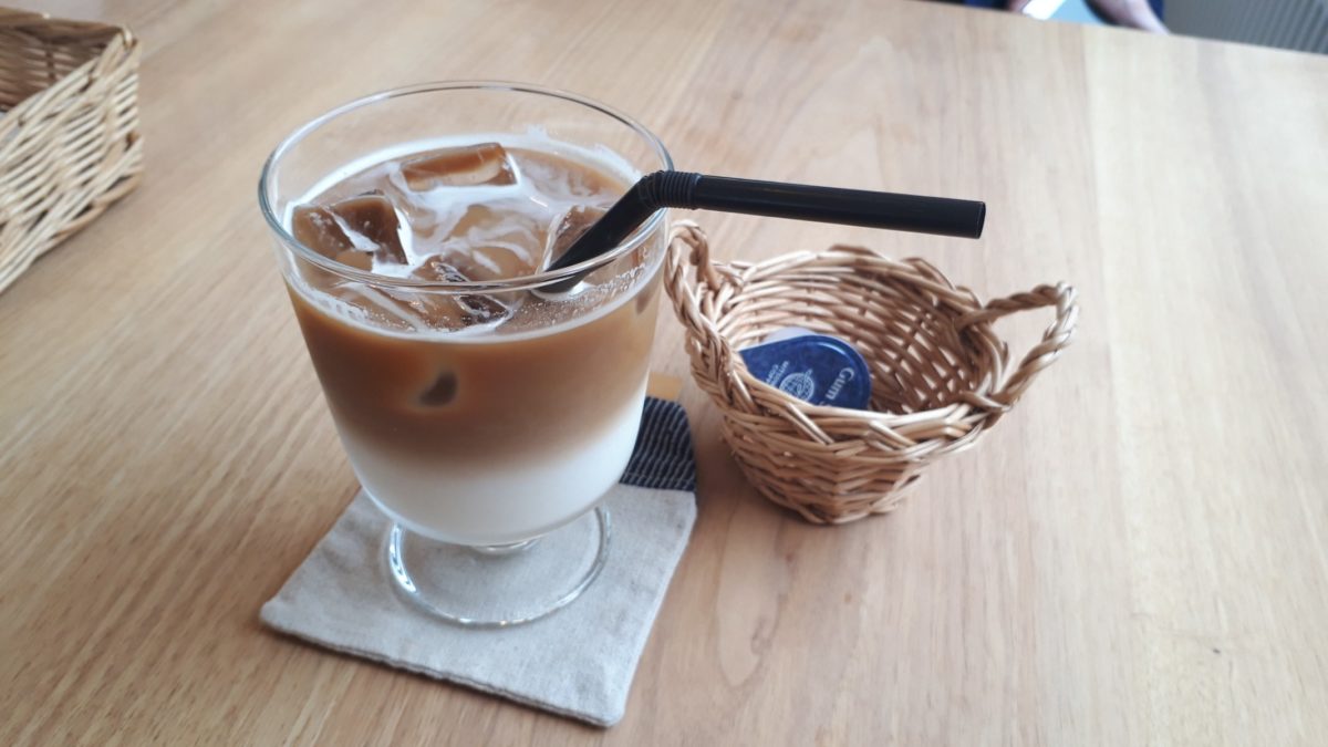 カフェシャエルのアイスカフェラテ