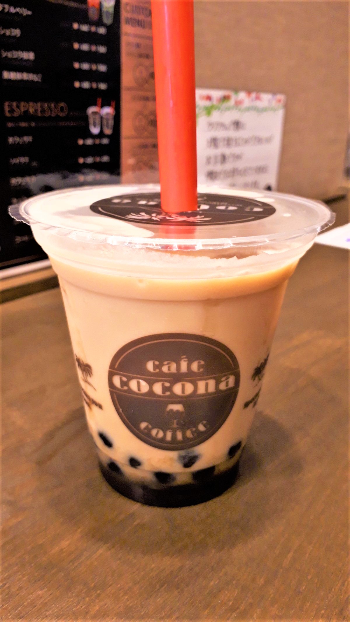 タピオカカフェココナ札幌のカフェラテタピオカ