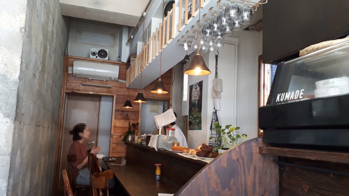 ミキオコーヒー（仮）のカウンター席