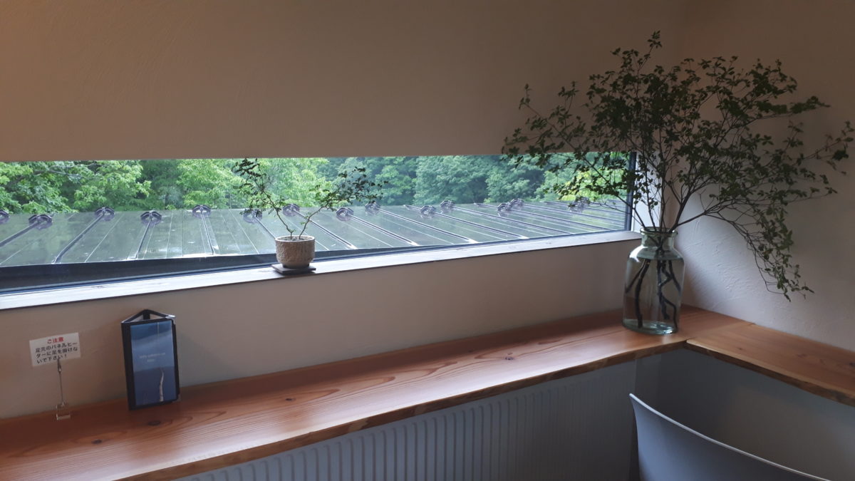 定山渓カフェ崖の上の座席3