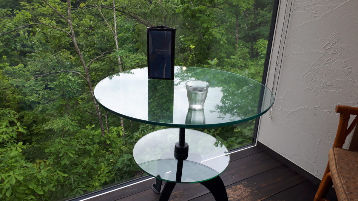 定山渓カフェ崖の上の座席4