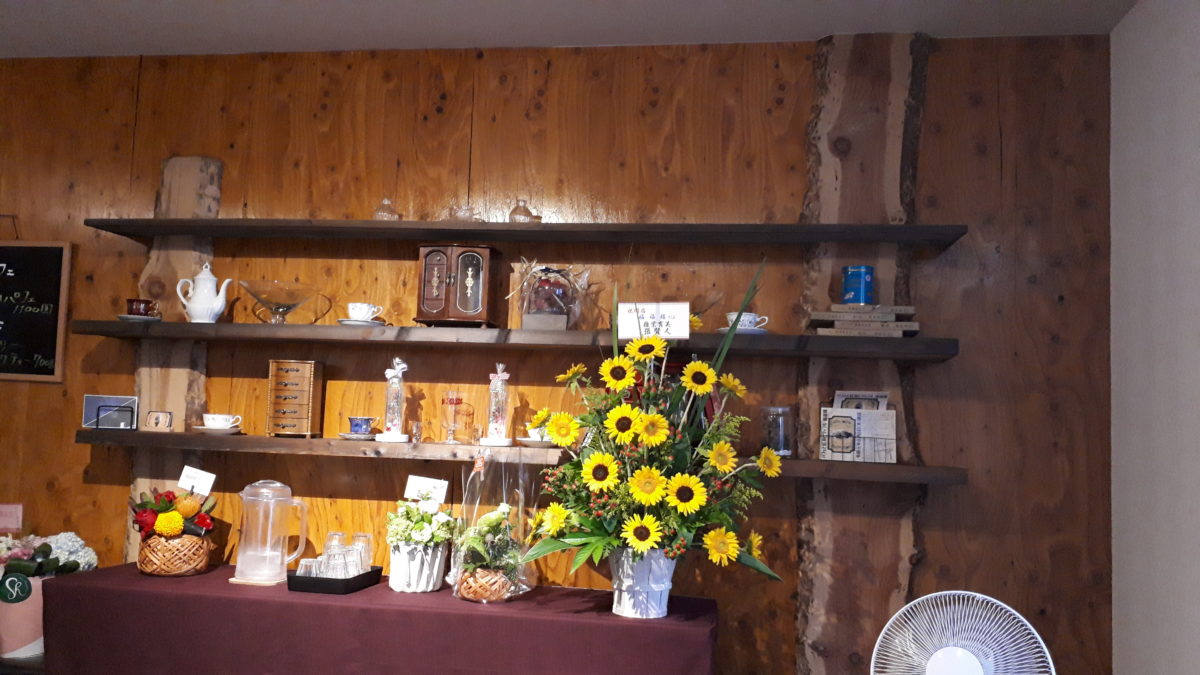 福福楼の店内・座席3