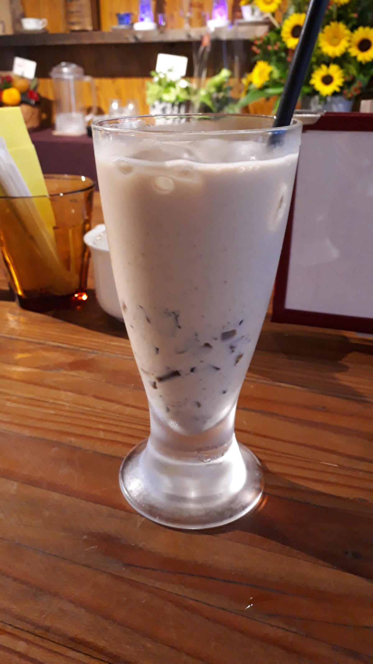 福福楼のくろみつゼリーミルクティー