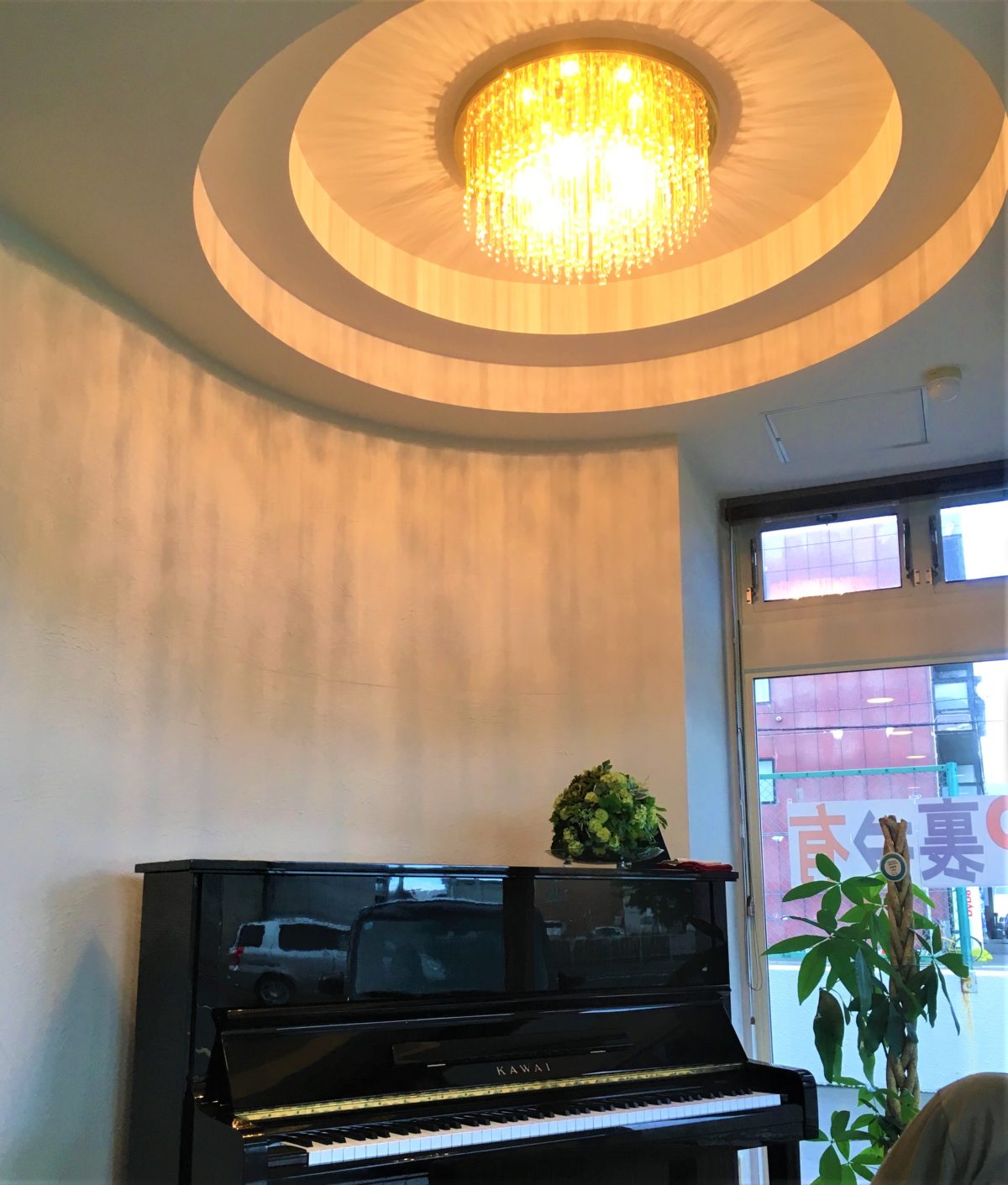 アルディ カフェ 内装ー外2