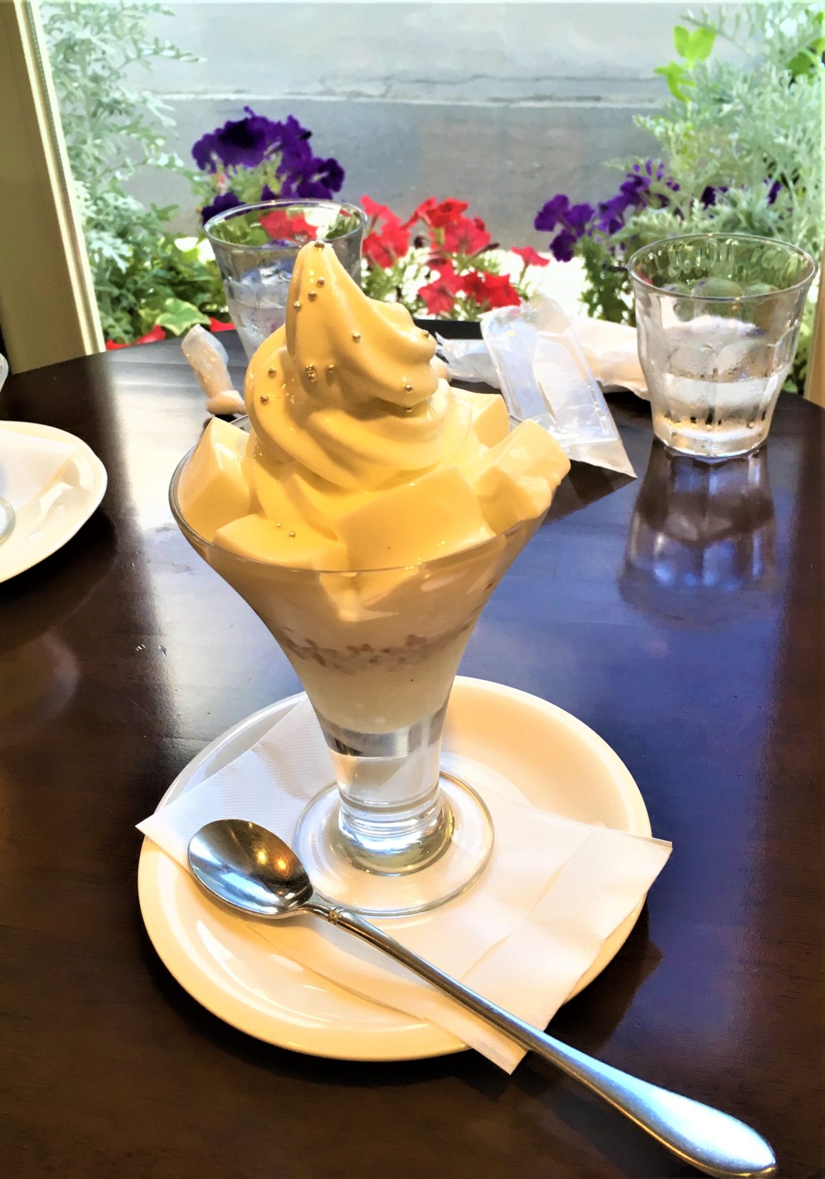 アルディ ヨーグルトパフェ