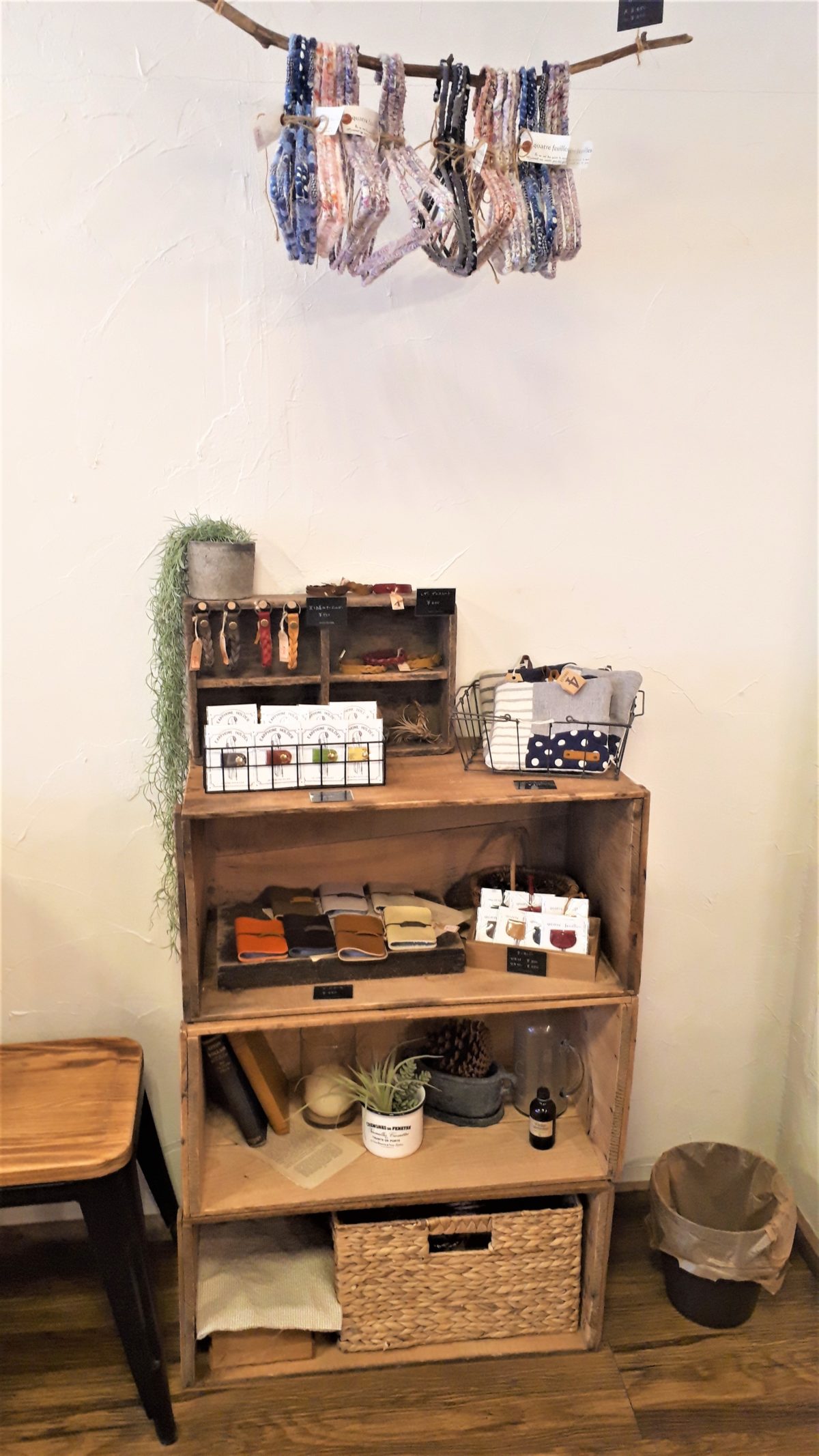 パイ＆クレープクローバーの物販コーナー