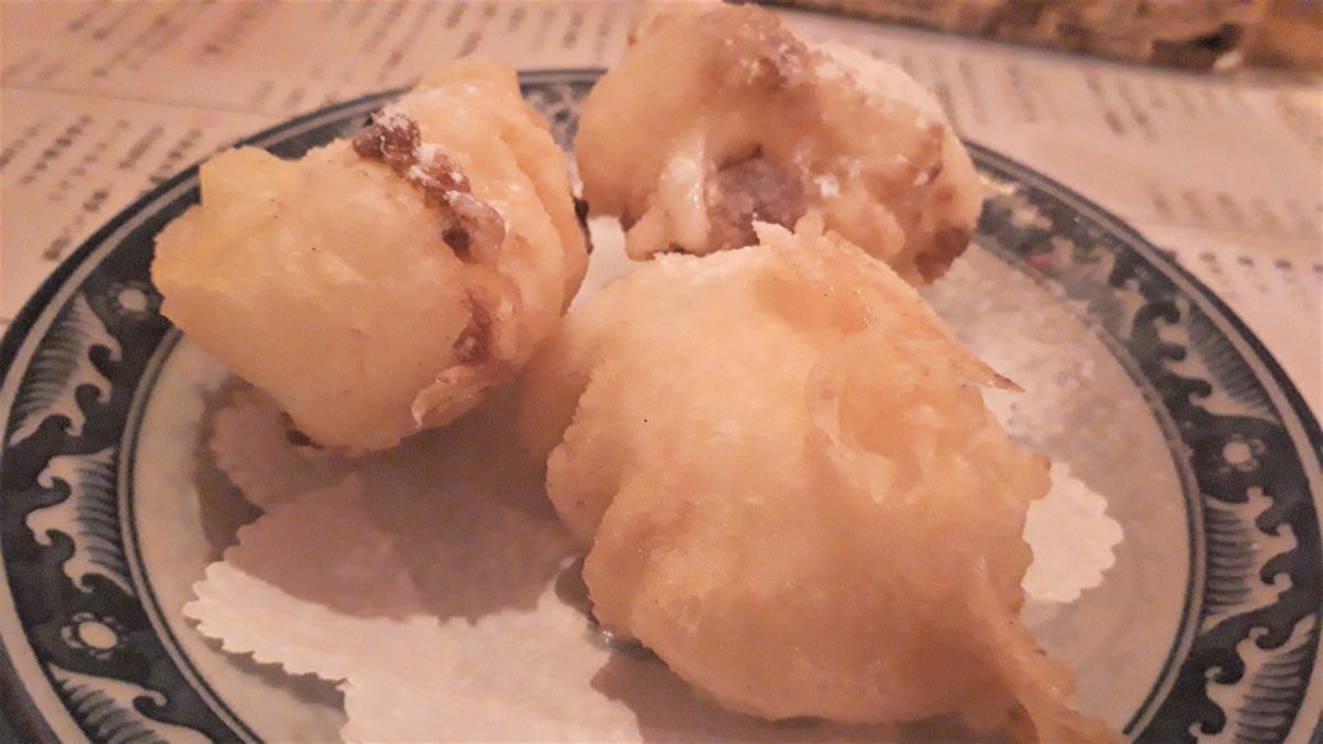 大衆食堂肉と点心suEzouアバアバの牛乳フライ