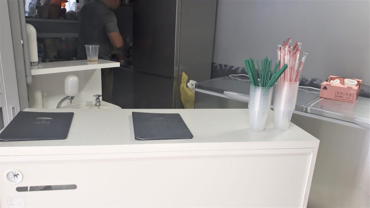 雨茶ウチャUCHAの店内2
