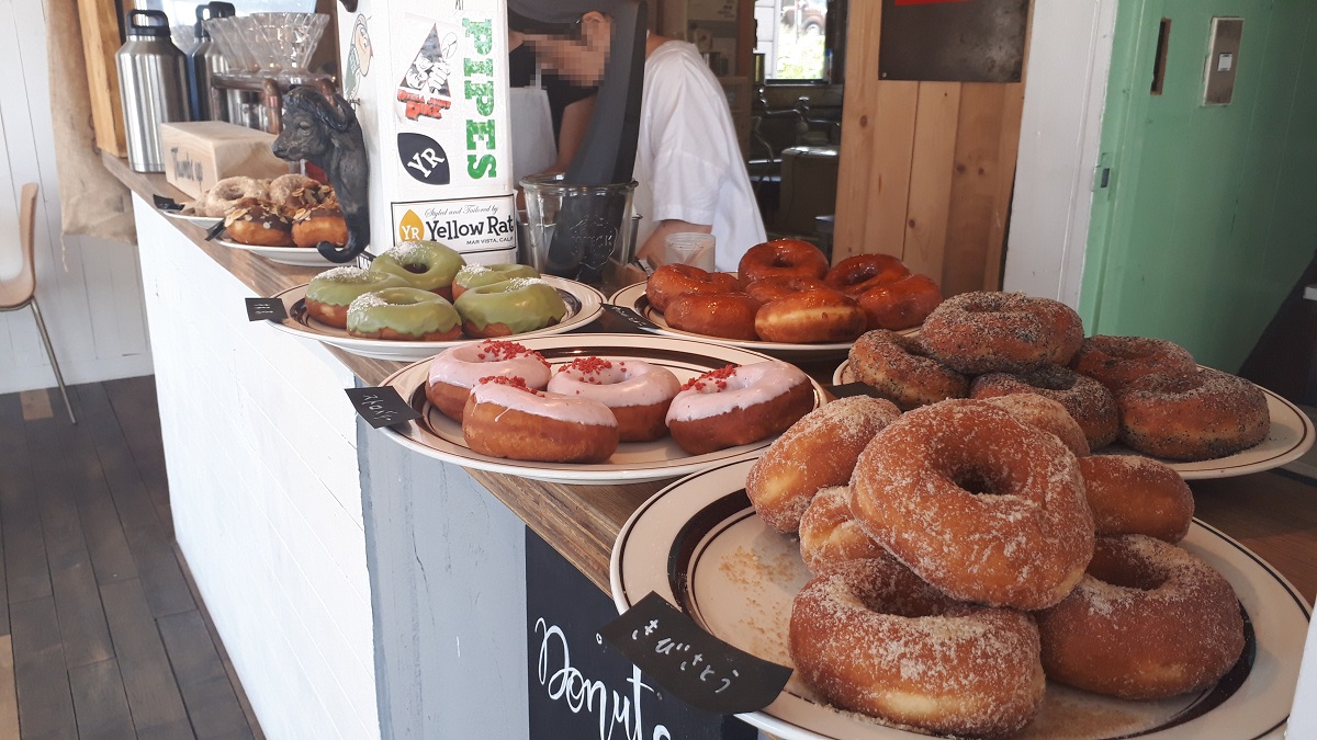 サムズアップコーヒースタンドのドーナツ