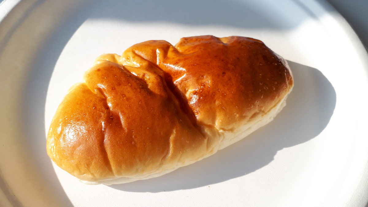 スイーツパスポート札幌2019パン工房ひかりの人気の菓子パン＆焼き菓子セットのクリームパン