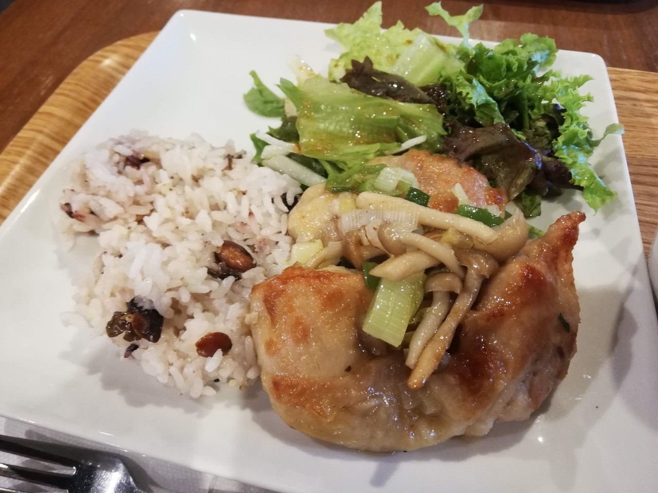 CAFÉ de ROMAN 藻岩店　チキン1