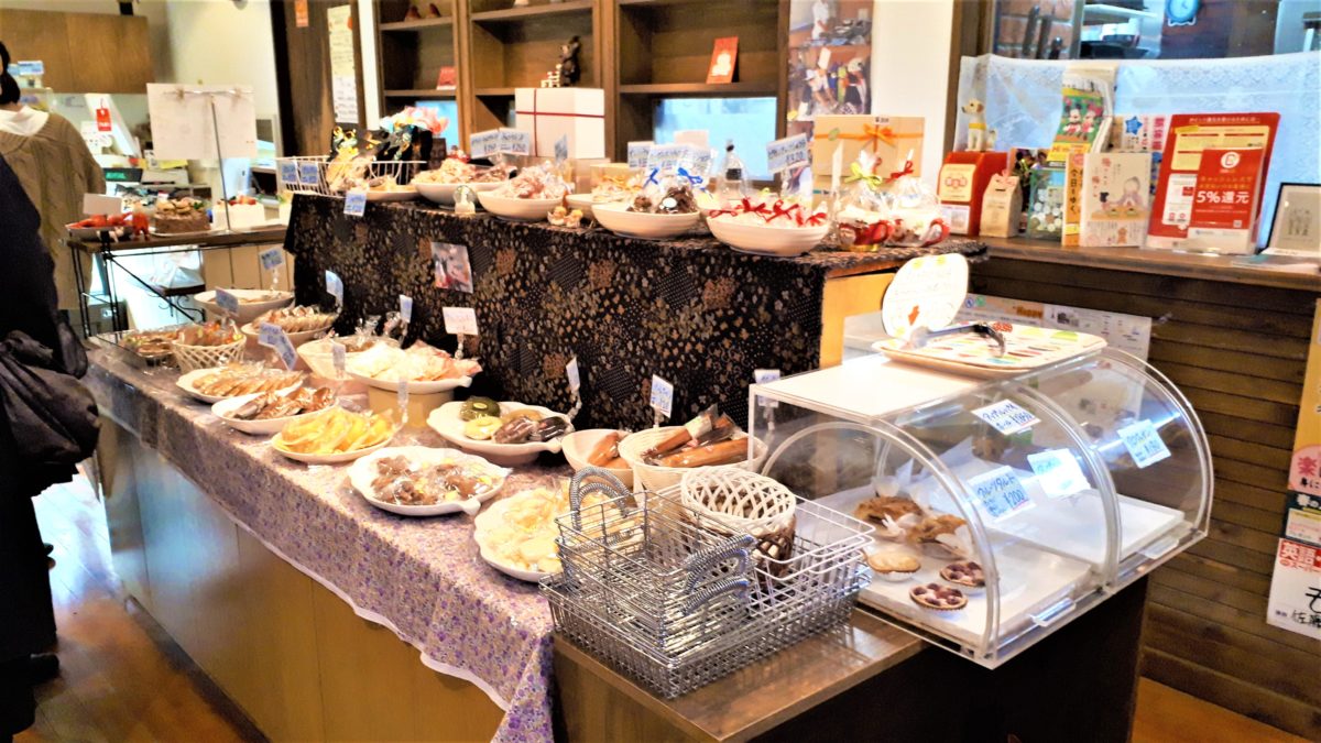 ポワソン・ダブリールの内観2