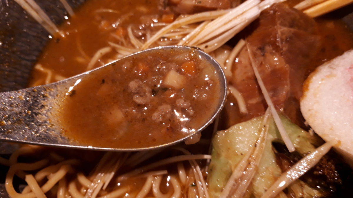 スープカレーしゃば蔵のラーメンスープ