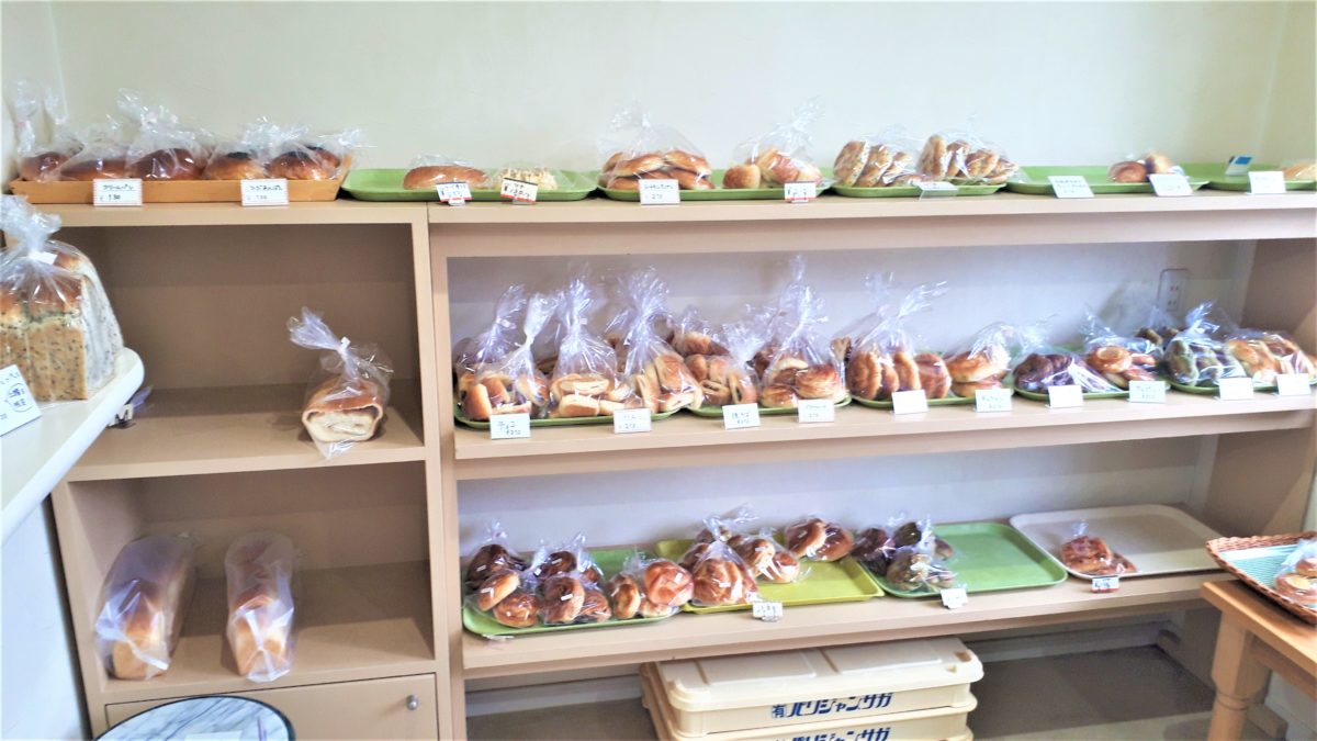 パリジャンサガの店内