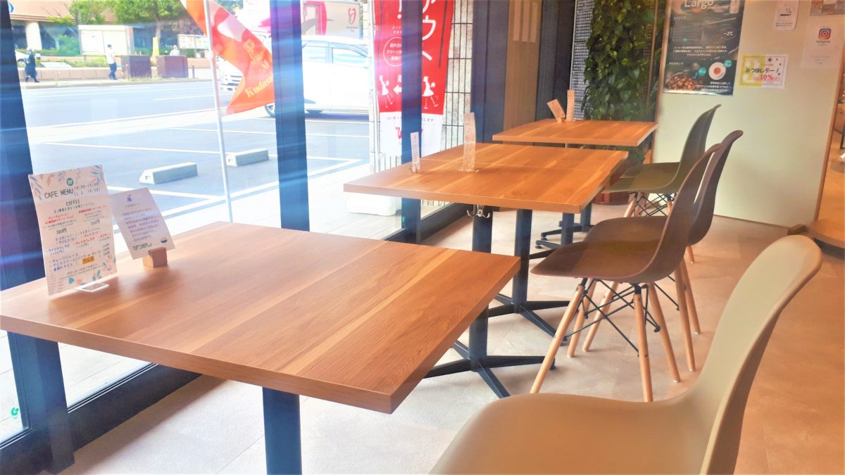 文具のみつはしのカフェスペース座席2