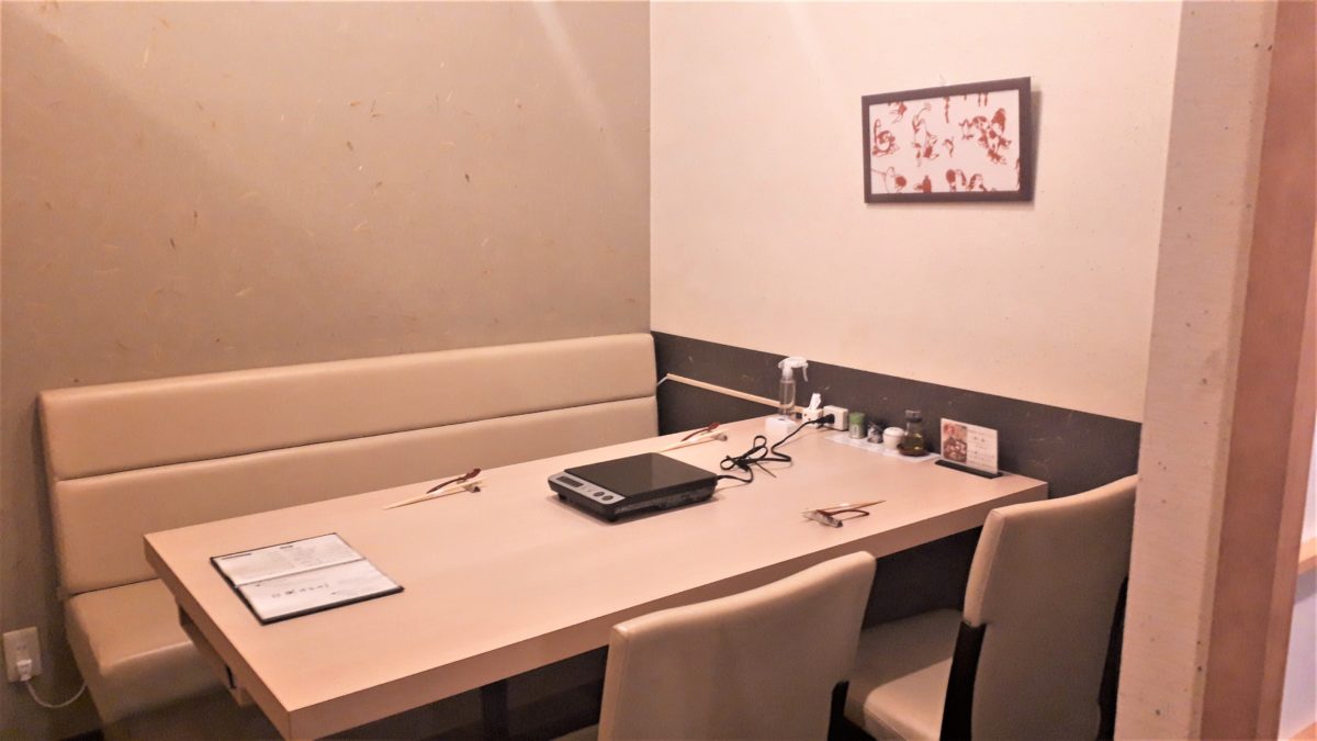 だし屋おわんの座席