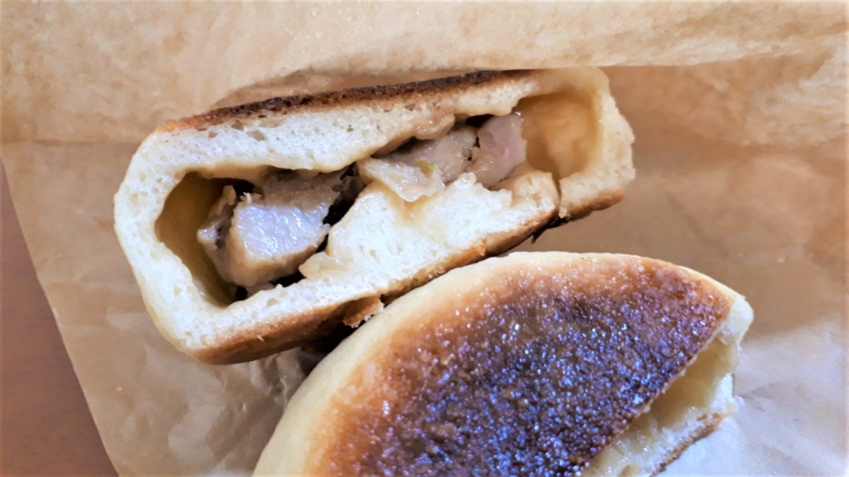 札幌中華「七丁目中華小吃ナナチョウメチュウカショウチー」両面焼き肉まん断面