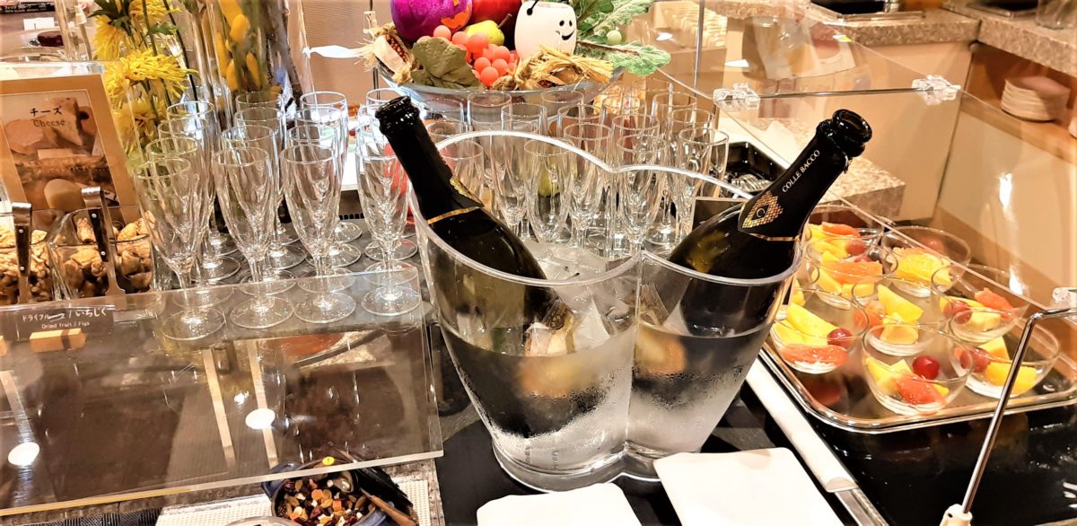 センチュリーロイヤルホテルホテル朝食バイキング「シャンパン」