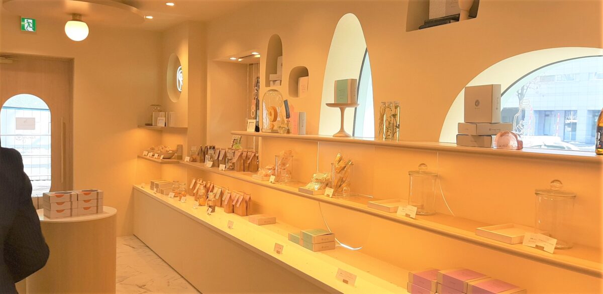 札幌バウムクーヘン専門店「ringring（リングリング）」店内