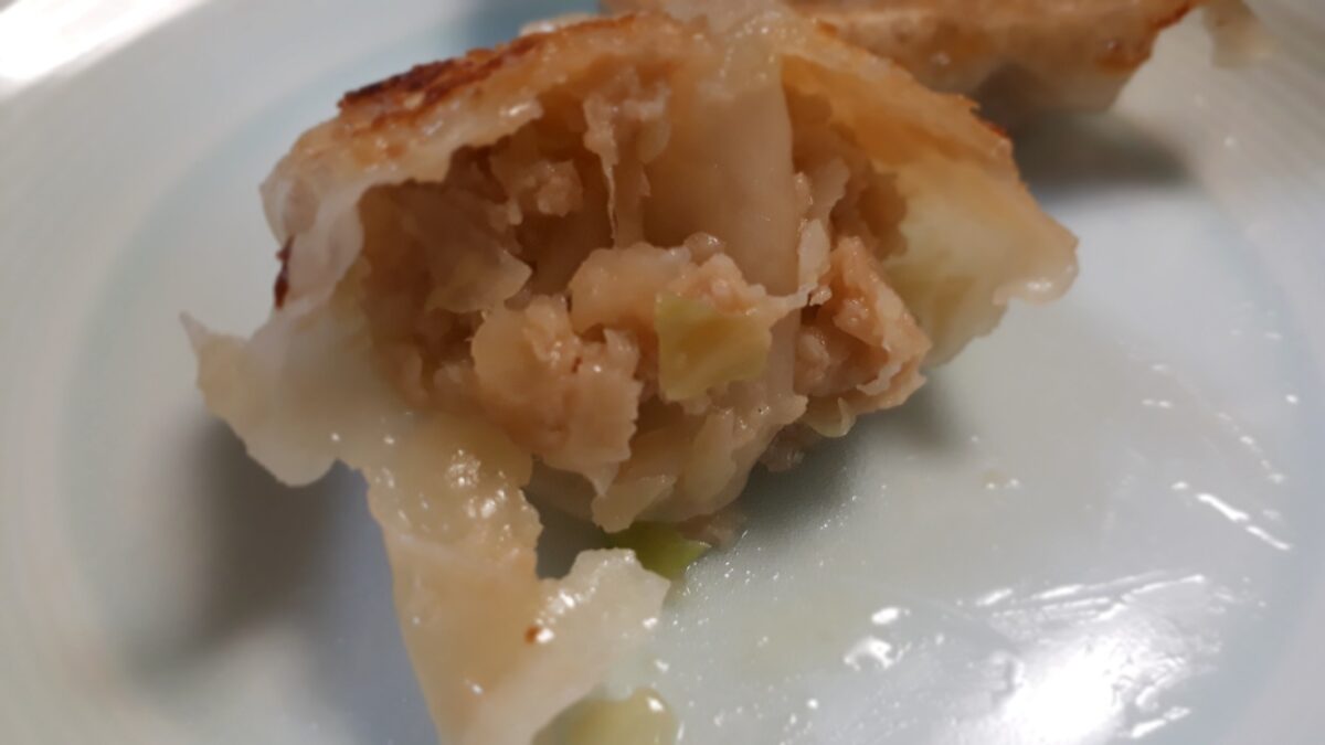 SAPPORO餃子製造所「無人直売店平岸」冷凍餃子の焼きあがり