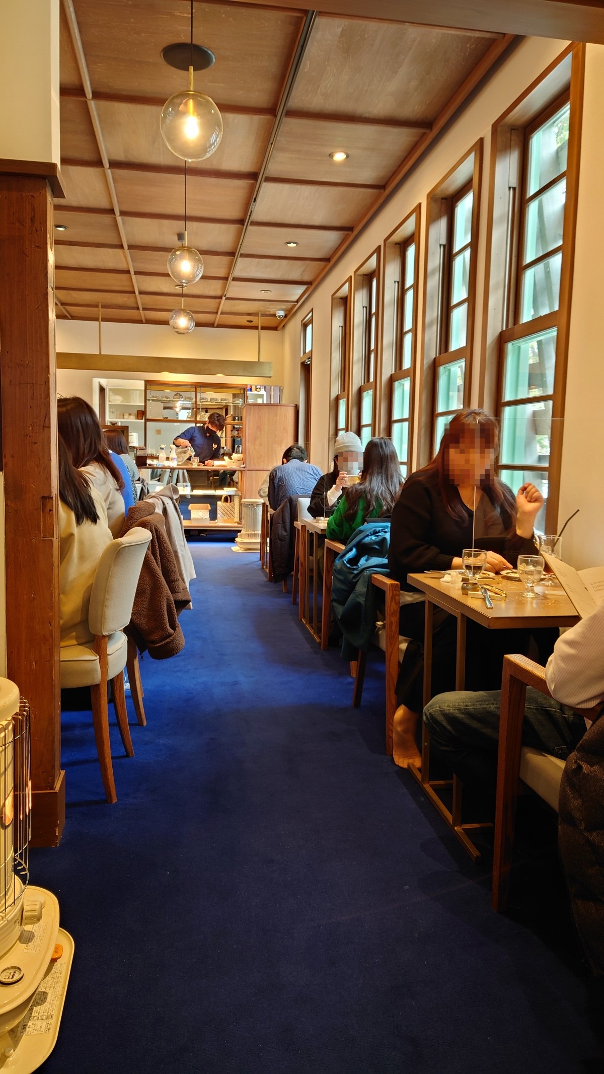 ナガヤマレストの店内