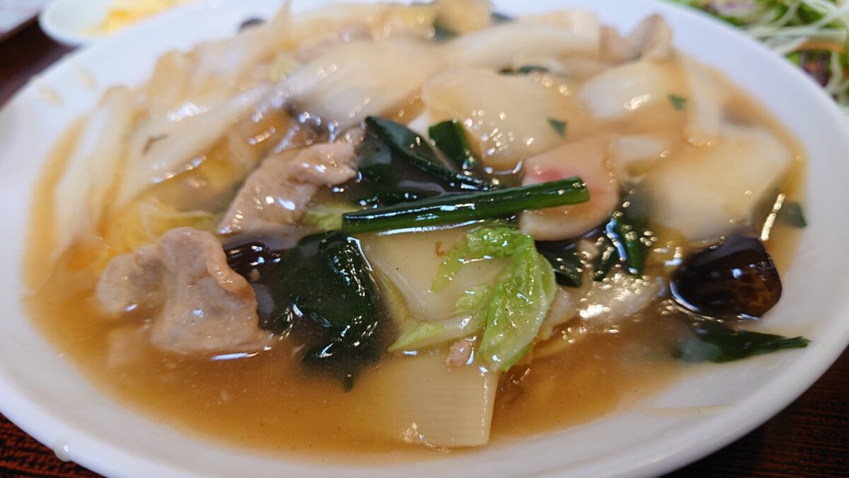 五修堂の五目あんかけ焼きそば