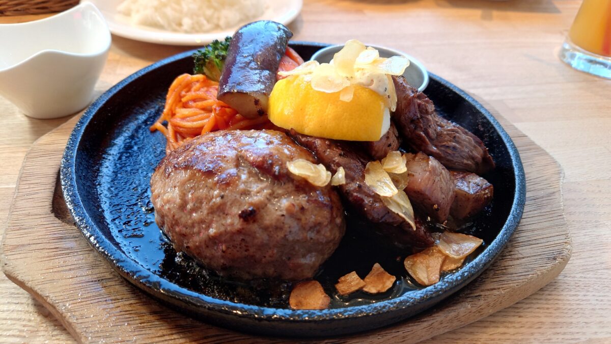 ステーキ&ハンバーグひげ南6条店ひげ堪能プレート