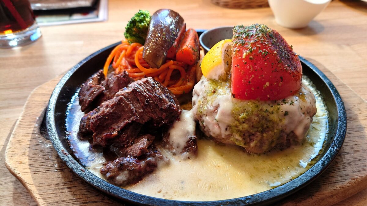 ステーキ&ハンバーグひげ南6条店ラムバーグ&アウトサイドステーキ