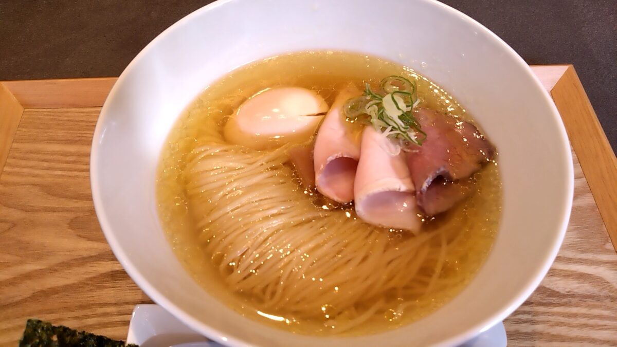 志那そば鋳の地鶏光麺艶塩